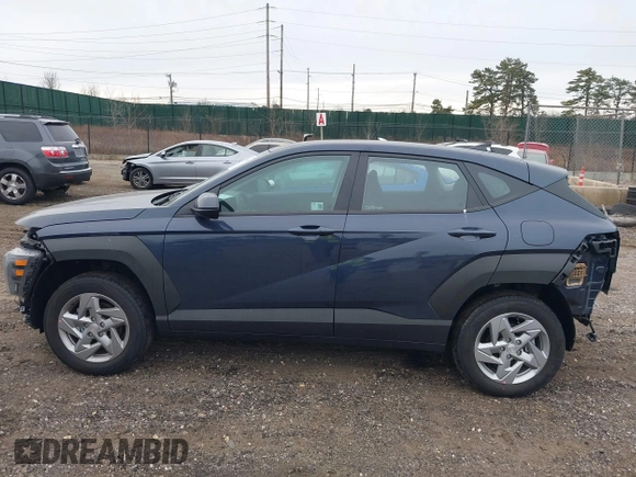 2025 Hyundai Kona SE with VIN KM8HACAB6SU222521, listed as a IAAI auction lot 41354659 with 1,886 mi miles. Bid and sale history available at carsss.com. Image 15.
