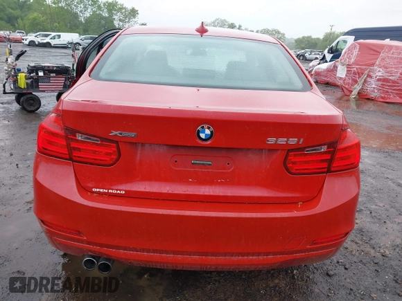 2013 BMW 3 Series 328i xDrive with VIN WBA3B5G58DNS00569, listed as a IAAI auction lot 42257009 with 45,902 mi miles and . Bid and sale history available at DreamBid. Image 16.