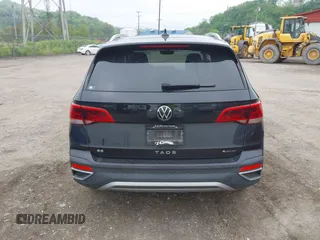 2023 Volkswagen Taos SE z VIN 3VVNX7B22PM330188, wystawiony jako IAAI lot #42219485 z przebiegiem 26 166 mil mil oraz . Historia ofert i sprzedaży dostępna na DreamBid. Obrazek 16.