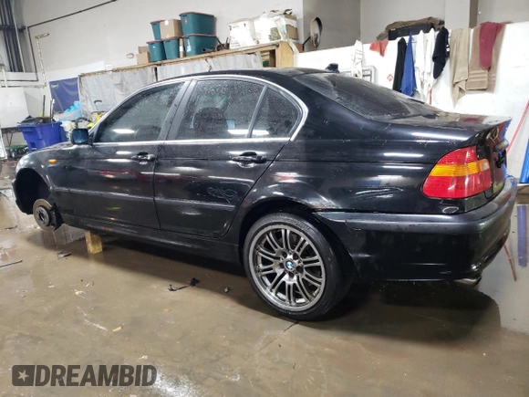 2004 BMW 3 Series 330xi with VIN WBAEW53434PN32952, listed as a Copart auction lot 44027245 with 128,785 mi miles and Salvage Title. Bid and sale history available at carsss.com. Image 2.