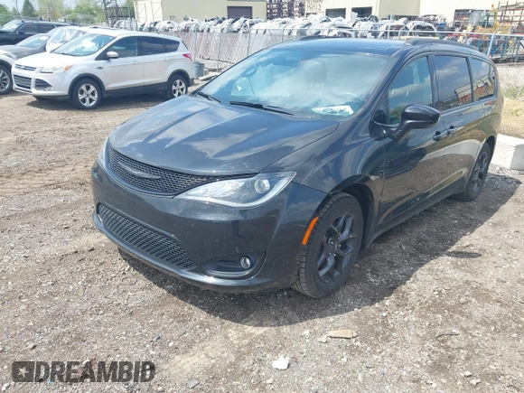 2018 Chrysler Pacifica Touring L Plus с VIN 2C4RC1EG1JR332594, выставлен на аукционе IAAI как лот 42170162 с пробегом 74 993 миль миль и . История ставок и продаж доступна на DreamBid. Изображение 2.