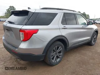 2022 Ford Explorer XLT z VIN 1FMSK7DH2NGB99767, wystawiony jako IAAI lot #41945162 z przebiegiem 59 383 mil mil oraz . Historia ofert i sprzedaży dostępna na DreamBid. Obrazek 4.