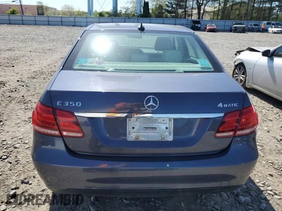 2014 Mercedes-Benz E 350 Luxury with VIN WDDHF8JB0EA922470, listed as a Copart auction lot 54734155 with 137,999 mi miles and Salvage Title. Bid and sale history available at DreamBid. Image 6.