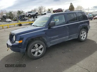 2013 Jeep Patriot Sport with VIN 1C4NJRBBXDD101003, listed as a Copart auction lot 50537555 with 130,940 mi miles and Salvage Title. Bid and sale history available at carsss.com. Image 1.