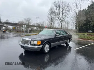 1988 Mercedes-Benz 560 with VIN WDBCA39D1JA406073, listed as a Copart auction lot 50398345 with 111,524 mi miles and Clean Title. Bid and sale history available at DreamBid. Image 2.