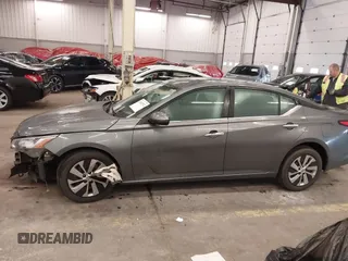 2020 Nissan Altima S z VIN 1N4BL4BV7LC190355, wystawiony jako IAAI lot #41667512 z przebiegiem 48 421 mil mil oraz . Historia ofert i sprzedaży dostępna na DreamBid. Obrazek 15.