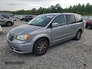 2014 Chrysler Town & Country Touring L z VIN 2C4RC1CG8ER453468, wystawiony jako Copart lot #57225395 z przebiegiem 156 659 mil mil oraz Szkoda całkowita • Salvage title. Historia ofert i sprzedaży dostępna na DreamBid. Obrazek 1.