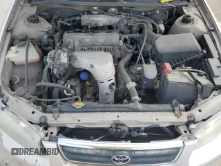 2001 Toyota Camry CE z VIN 4T1BG22K61U765881, wystawiony jako Copart lot #56186975 z przebiegiem 159 817 mil mil oraz Czysty tytuł • Clean title. Historia ofert i sprzedaży dostępna na DreamBid. Obrazek 11.