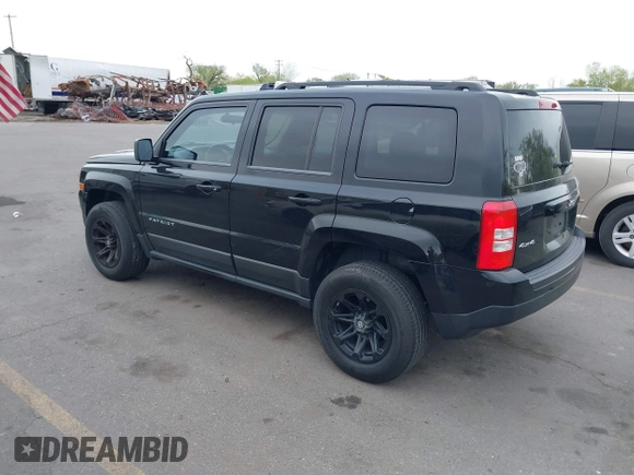 2012 Jeep Patriot Sport with VIN 1C4NJRBB7CD636000, listed as a IAAI auction lot 42106629 with 143,958 mi miles. Bid and sale history available at carsss.com. Image 3.