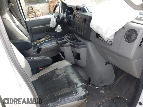 2013 Ford Econoline Cargo Commercial with VIN 1FTNE2EW3DDB06540, listed as a IAAI auction lot 40918103 with Not Provided miles and . Bid and sale history available at DreamBid. Image 5.