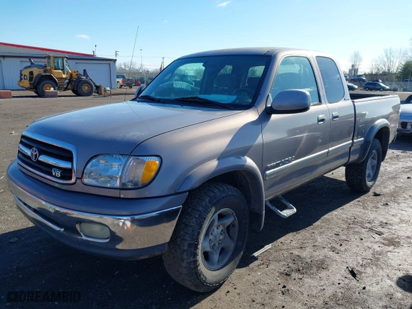 2001 Toyota Tundra Ltd with VIN 5TBBT481X1S128161, listed as a IAAI auction lot 41806069 with 214,825 mi miles. Bid and sale history available at carsss.com. Image 2.