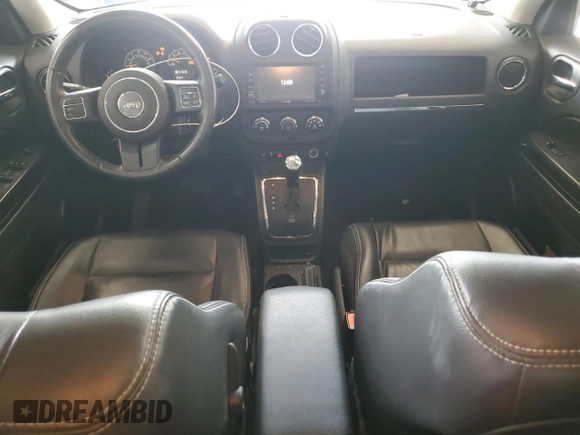 2016 Jeep Patriot Latitude z VIN 1C4NJRFB1GD799628, wystawiony jako Copart lot #60690555 z przebiegiem 43 021 mil mil oraz Szkoda całkowita • Salvage title. Historia ofert i sprzedaży dostępna na DreamBid. Obrazek 8.