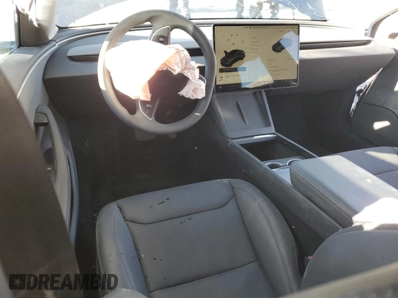 2025 Tesla Model 3 Long Range with VIN 5YJ3E1EA2SF932453, listed as a Copart auction lot 46695905 with 1,673 mi miles and Salvage Title. Bid and sale history available at carsss.com. Image 8.
