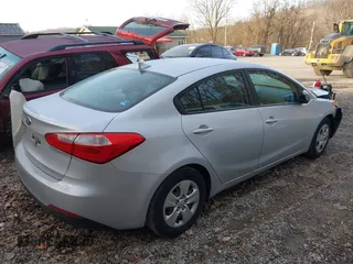 2015 Kia Forte LX with VIN KNAFX4A62F5386526, listed as a IAAI auction lot 41800783 with 124,553 mi miles. Bid and sale history available at carsss.com. Image 4.