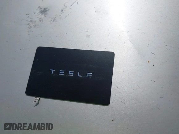 2024 Tesla Model Y Long Range z VIN 7SAYGDEE0RA263842, wystawiony jako IAAI lot #42106339 z przebiegiem 48 447 mil mil oraz . Historia ofert i sprzedaży dostępna na DreamBid. Obrazek 11.