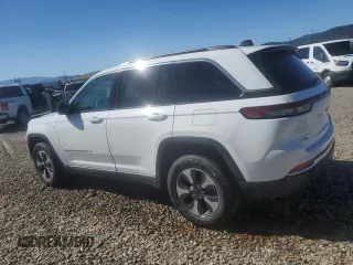 2024 Jeep Grand Cherokee with VIN 1C4RJYB69RC120685, listed as a Copart auction lot 63274645 with 40,691 mi miles and Clean title. Bid and sale history available at DreamBid. Image 2.