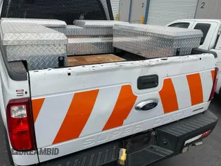 2016 Ford Super Duty F-250 SRW Lariat with VIN 1FT7W2B64GEA52030, listed as a IAAI auction lot 42179076 with 245,553 mi miles. Bid and sale history available at carsss.com. Image 8.