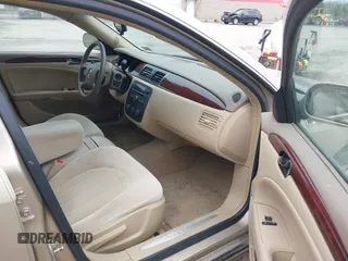2006 Buick Lucerne CX with VIN 1G4HP57256U176199, listed as a IAAI auction lot 42148289 with 154,796 mi miles. Bid and sale history available at carsss.com. Image 5.