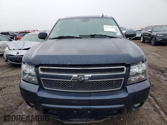 2007 Chevrolet Suburban LT with VIN 3GNGK26K97G302784, listed as a Copart auction lot 79525534 with 297,129 mi miles and Clean Title. Bid and sale history available at DreamBid. Image 5.