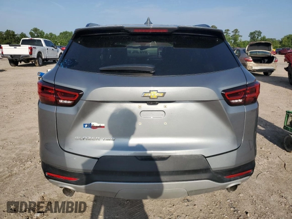 2023 Chevrolet Blazer LT z VIN 3GNKBJRS8PS204164, wystawiony jako Copart lot #56314825 z przebiegiem 26 679 mil mil oraz Szkoda całkowita • Salvage title. Historia ofert i sprzedaży dostępna na DreamBid. Obrazek 6.