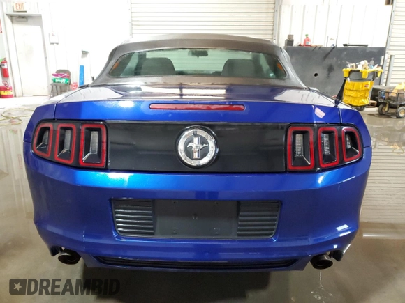 2014 Ford Mustang V6 with VIN 1ZVBP8EM0E5272232, listed as a Copart auction lot 45492135 with 163,820 mi miles and Clean Title. Bid and sale history available at carsss.com. Image 6.