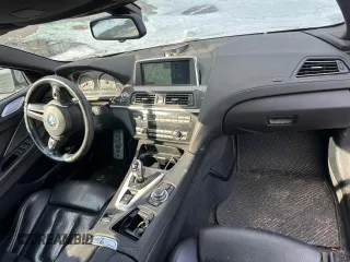 2013 BMW M6 z VIN WBSLZ9C50DDZ78195, wystawiony jako Copart lot #42772235 z przebiegiem 84 529 mil mil oraz Czysty tytuł • Clean title. Historia ofert i sprzedaży dostępna na DreamBid. Obrazek 9.