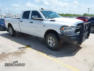2019 Ram 2500 Tradesman z VIN 3C6UR5HLXKG621237, wystawiony jako IAAI lot #42499165 z przebiegiem 79 899 mil mil oraz . Historia ofert i sprzedaży dostępna na DreamBid. Obrazek 1.