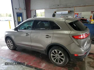 2017 Lincoln MKC Select z VIN 5LMCJ2D93HUL34678, wystawiony jako Copart lot #55308415 z przebiegiem 60 242 mil mil oraz Szkoda całkowita • Salvage title. Historia ofert i sprzedaży dostępna na DreamBid. Obrazek 2.
