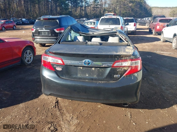 2012 Toyota Camry Hybrid XLE with VIN 4T1BD1FK5CU061039, listed as a IAAI auction lot 41357985 with 76,493 mi miles. Bid and sale history available at carsss.com. Image 15.