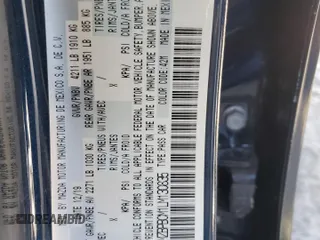 2020 Mazda 3 Select z VIN 3MZBPBCM1LM130835, wystawiony jako Copart lot #61848515 z przebiegiem 31 637 mil mil oraz Nie do naprawy • Non repairable. Historia ofert i sprzedaży dostępna na DreamBid. Obrazek 12.