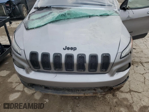 2018 Jeep Cherokee Latitude Tech Connect z VIN 1C4PJLCB7JD557234, wystawiony jako Copart lot #50689405 z przebiegiem 85 973 mil mil oraz Nie do naprawy • Non repairable. Historia ofert i sprzedaży dostępna na DreamBid. Obrazek 13.