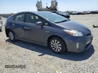 2014 Toyota Prius с VIN JTDKN3DP2E3059138, выставлен на аукционе Copart как лот 56997305 с пробегом 215 390 миль миль и Списание • Salvage title. История ставок и продаж доступна на DreamBid. Изображение 4.