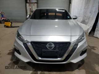 2021 Nissan Altima 2.5 SV with VIN 1N4BL4DV2MN373911, listed as a Copart auction lot 49492095 with 69,926 mi miles and Clean Title. Bid and sale history available at carsss.com. Image 5.