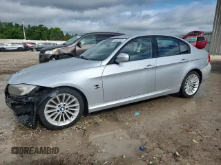 2009 BMW 3 Series 328i xDrive with VIN WBAPK53599A599627, listed as a Copart auction lot 62455045 with 156,023 mi miles and Clean title. Bid and sale history available at DreamBid. Image 1.