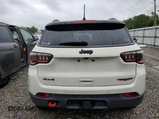 2017 Jeep Compass Trailhawk with VIN 3C4NJDDB2HT646693, listed as a Copart auction lot 58200235 with 62,765 mi miles and Salvage title. Bid and sale history available at DreamBid. Image 6.