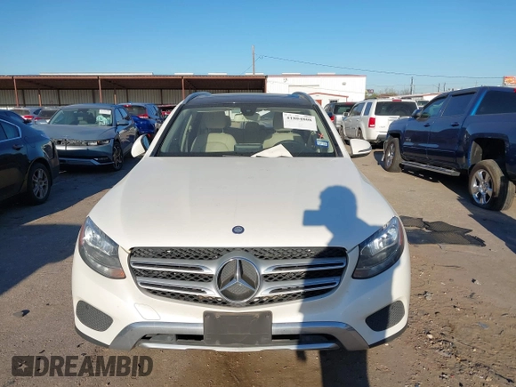 2017 Mercedes-Benz GLC 300 z VIN WDC0G4JB8HF185341, wystawiony jako IAAI lot #41804808 z przebiegiem 52 952 mil mil oraz . Historia ofert i sprzedaży dostępna na DreamBid. Obrazek 12.