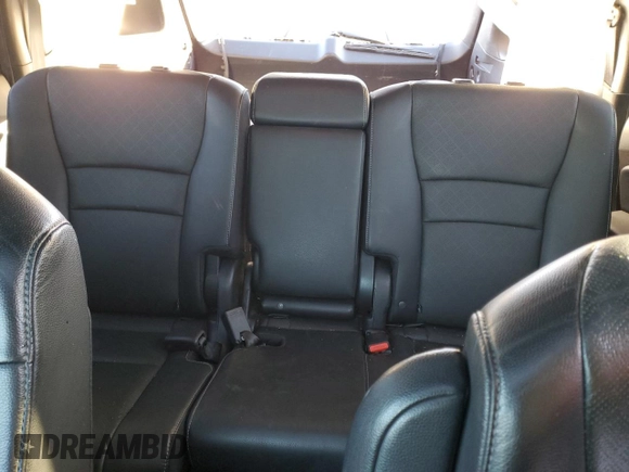 2020 Honda Passport EX-L z VIN 5FNYF8H54LB002310, wystawiony jako Copart lot #42425915 z przebiegiem 95 495 mil mil oraz Nie do naprawy • Non repairable. Historia ofert i sprzedaży dostępna na DreamBid. Obrazek 10.