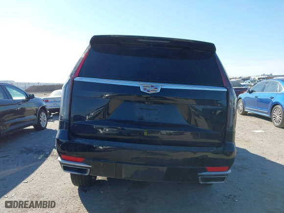 2021 Cadillac Escalade Premium Luxury Platinum with VIN 1GYS4DKL6MR477152, listed as a IAAI auction lot 41388523 with 60,719 mi miles. Bid and sale history available at carsss.com. Image 17.