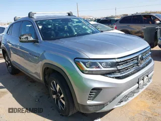 2022 Volkswagen Atlas SE z VIN 1V2DC2CA5NC218593, wystawiony jako IAAI lot #41949738 z przebiegiem 61 567 mil mil oraz . Historia ofert i sprzedaży dostępna na DreamBid. Obrazek 1.
