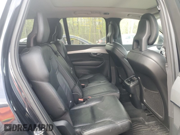 2016 Volvo XC90 T6 Momentum z VIN YV4A22PK2G1065953, wystawiony jako Copart lot #56627265 z przebiegiem 147 936 mil mil oraz Czysty tytuł • Clean title. Historia ofert i sprzedaży dostępna na DreamBid. Obrazek 11.