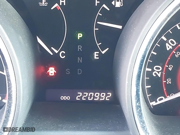 2011 Toyota Highlander with VIN 5TDZK3EH4BS039725, listed as a IAAI auction lot 41434516 with 220,992 mi miles. Bid and sale history available at carsss.com. Image 15.