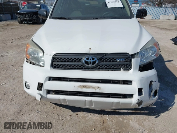 2006 Toyota RAV4 with VIN JTMBK33V165004551, listed as a IAAI auction lot 41757152 with 177,508 mi miles. Bid and sale history available at carsss.com. Image 6.
