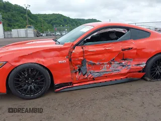 2015 Ford Mustang GT z VIN 1FA6P8CF2F5380934, wystawiony jako IAAI lot #42371355 z przebiegiem 26 680 mil mil oraz . Historia ofert i sprzedaży dostępna na DreamBid. Obrazek 6.