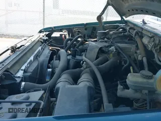 1995 Ford F-150 с VIN 1FTDF15Y0SLA66490, выставлен на аукционе IAAI как лот 42952964 с пробегом 391 076 миль миль и . История ставок и продаж доступна на DreamBid. Изображение 12.