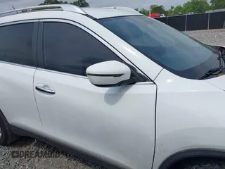 2016 Nissan Rogue S with VIN KNMAT2MTXGP612171, listed as a IAAI auction lot 42041712 with 181,246 mi miles. Bid and sale history available at carsss.com. Image 13.