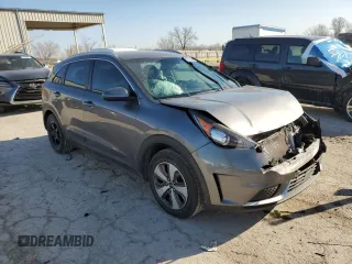 2017 Kia Niro LX with VIN KNDCB3LC8H5092455, listed as a Copart auction lot 48002805 with 107,217 mi miles and Salvage Title. Bid and sale history available at carsss.com. Image 4.
