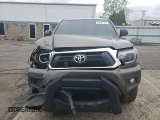 2013 Toyota Tacoma z VIN 3TMLU4EN4DM124465, wystawiony jako Copart lot #58167135 z przebiegiem 116 098 mil mil oraz Szkoda całkowita • Salvage title. Historia ofert i sprzedaży dostępna na DreamBid. Obrazek 5.