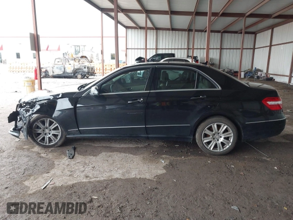 2013 Mercedes-Benz E 350 Luxury with VIN WDDHF5KB1DA742801, listed as a IAAI auction lot 41516130 with Not Provided miles and . Bid and sale history available at DreamBid. Image 13.