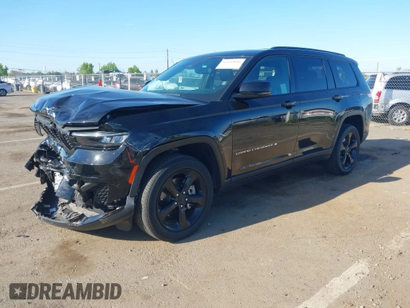 2023 Jeep Grand Cherokee Altitude z VIN 1C4RJKAG9P8898993, wystawiony jako IAAI lot #42152036 z przebiegiem 12 664 mil mil oraz . Historia ofert i sprzedaży dostępna na DreamBid. Obrazek 18.