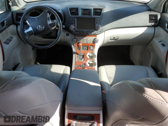 2012 Toyota Highlander Limited z VIN 5TDDK3EH5CS156788, wystawiony jako Copart lot #53370505 z przebiegiem Nie podano mil oraz Szkoda całkowita • Salvage title. Historia ofert i sprzedaży dostępna na DreamBid. Obrazek 8.